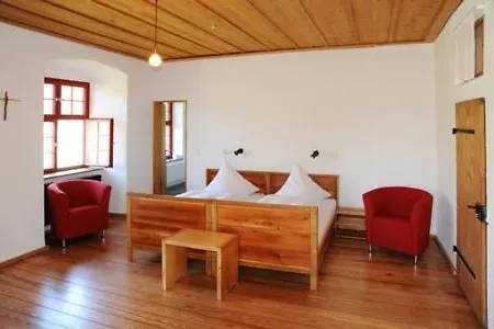 Tagungshaus Kloster Heiligkreuztal فندق