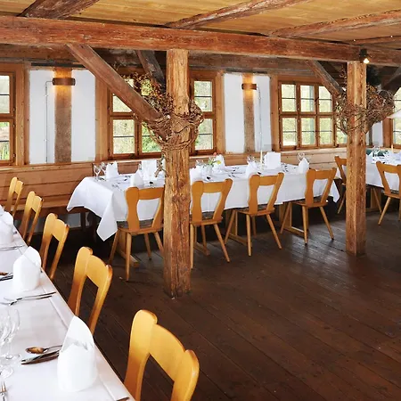 Tagungshaus Kloster Heiligkreuztal 3*