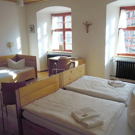 Tagungshaus Kloster Heiligkreuztal 3*