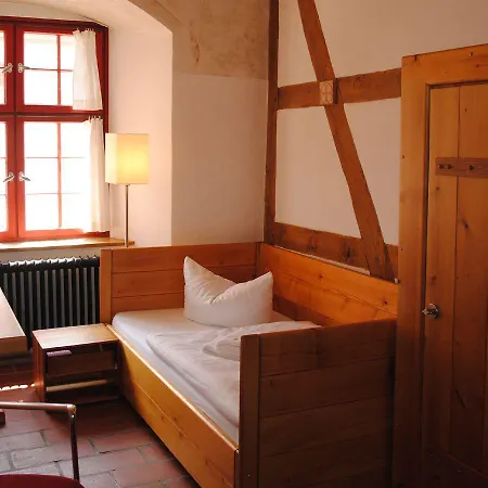 Tagungshaus Kloster Heiligkreuztal 3*