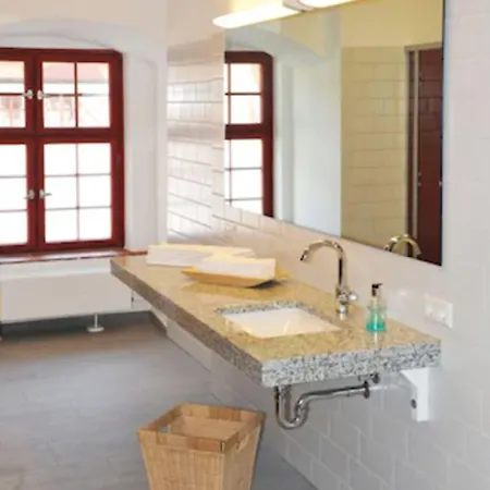 فندق Tagungshaus Kloster Heiligkreuztal 3*