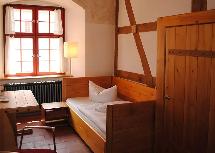 Tagungshaus Kloster Heiligkreuztal 3*